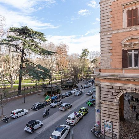 Drago D'Oro Guesthouse - Accross From Metro Vittorio Emanuele Bagian luar foto